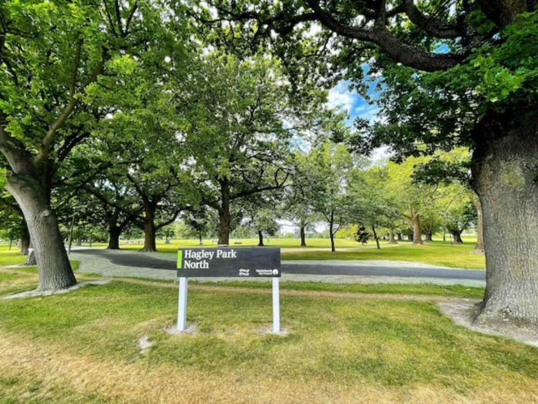 Modern 2 Bedroom By Hagley Park Christchurch Luaran gambar