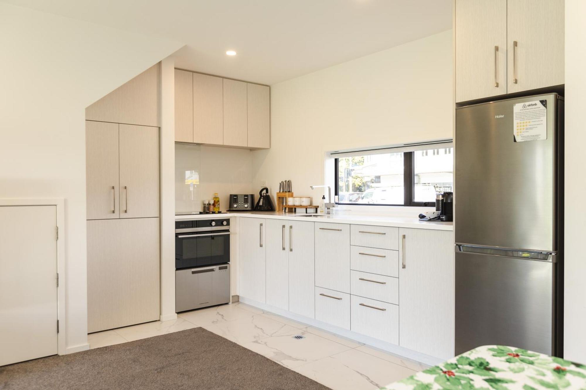 Modern 2 Bedroom By Hagley Park Christchurch Luaran gambar